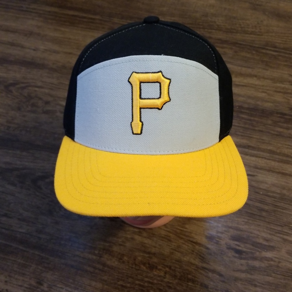New American Needle Cooperstown Col. Pirates Cap